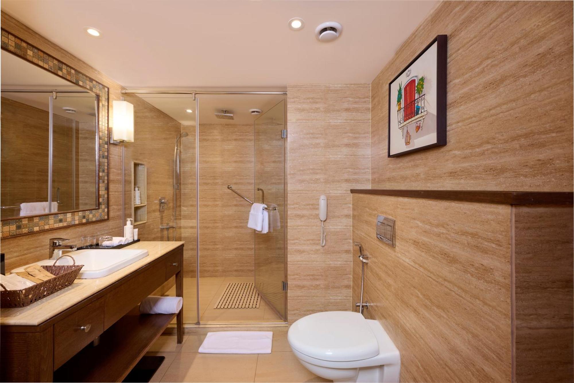 Golden Tulip Vagator Goa Exterior foto